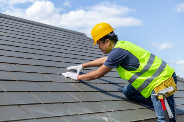 Best Tile Roofing Contractor  in Roanoke, IL